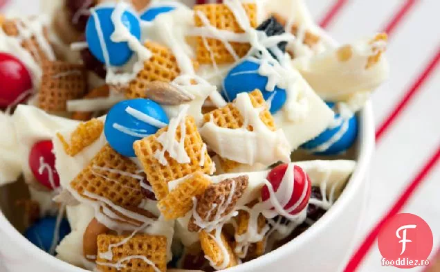 4 iulie Chex Mix
