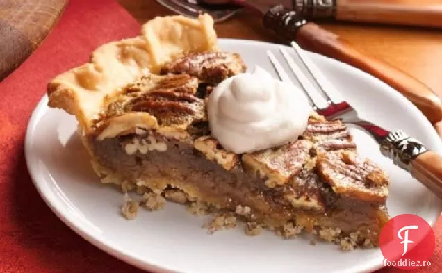Plăcintă cu nuci Pecan Bourbon cu crustă de nuci Pecan