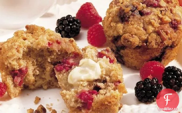 Briose Cu Fructe De Padure Streusel