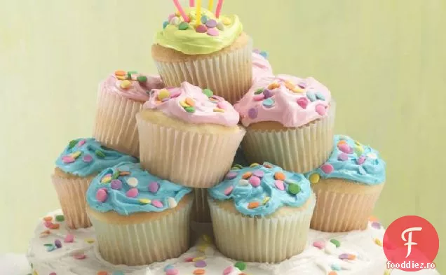 Tort De Petrecere Confetti