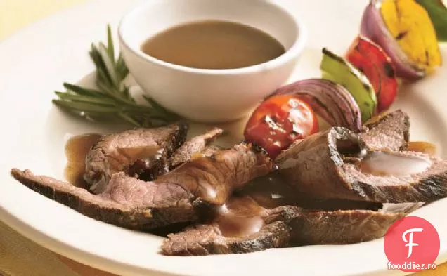 Fripturi de flanc la grătar cu glazură balsamică de rozmarin