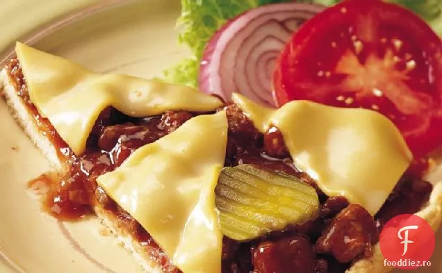 Pizza Cu Cheeseburger La Grătar