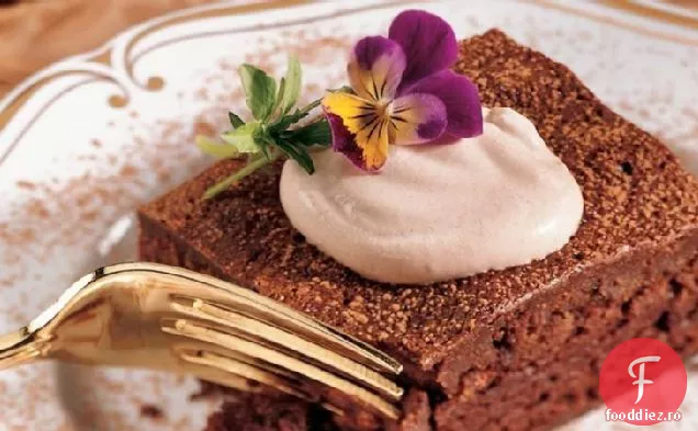 Desert Brownie Cu Mousse De Ciocolată