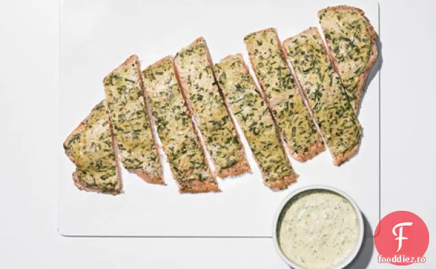 Partea Prăjită De Somon Cu Muștar, Tarhon Și Sos De Arpagic