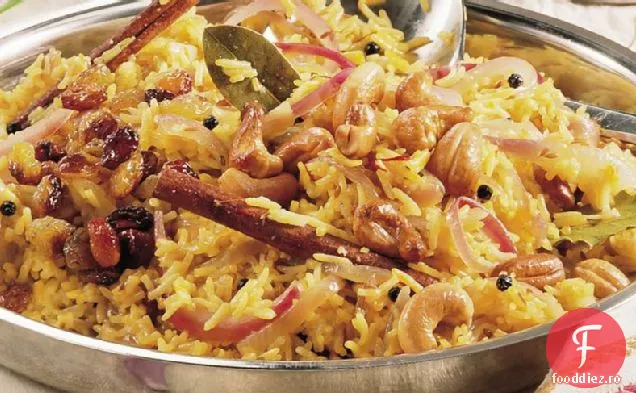 Orez Basmati cu șofran (Zaffrani Pulao)