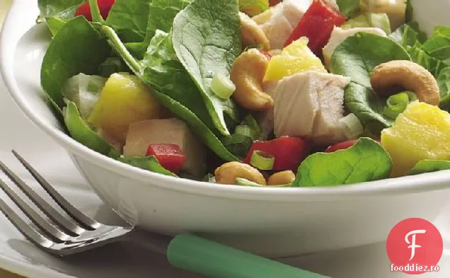 Salată Tropicală De Pui