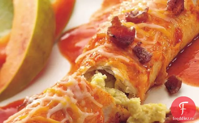 Bacon și ouă Enchiladas