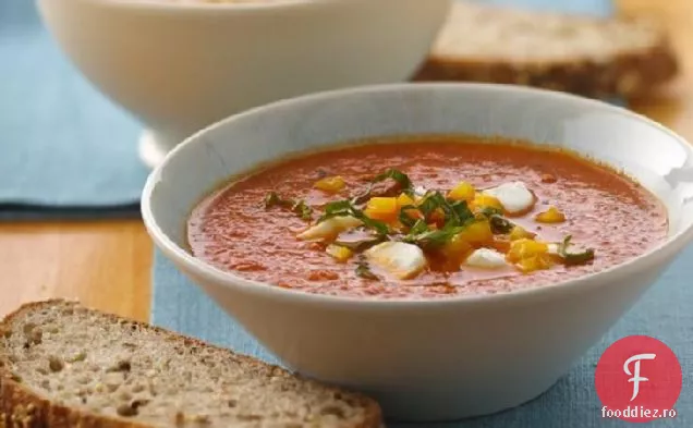 Supă de ardei roșu prăjită cu Mozzarella