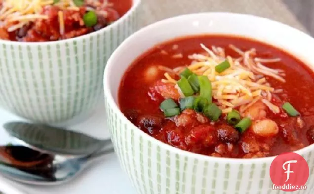 Robust și picant cârnați Chili
