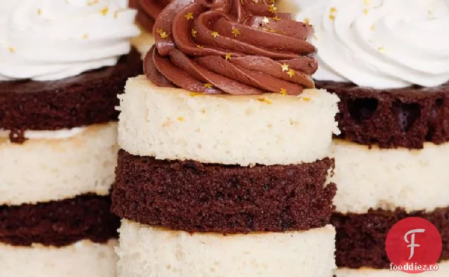 Cakelete alb-negru