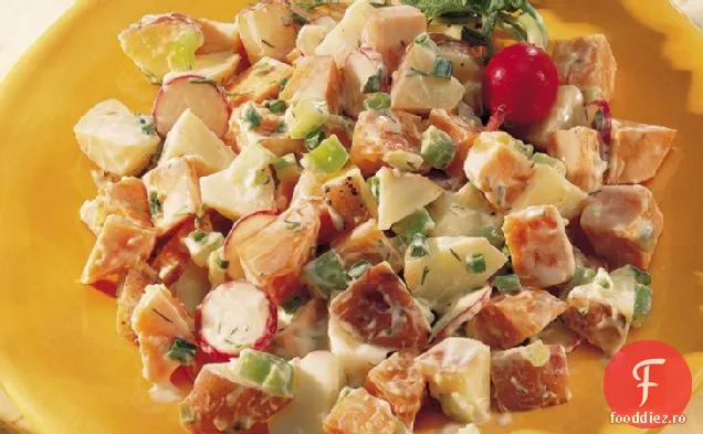 Salată de două cartofi cu pansament de mărar
