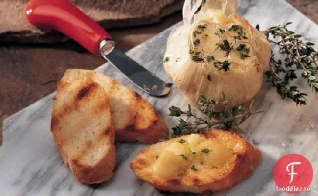 Usturoi la grătar cu pâine franceză