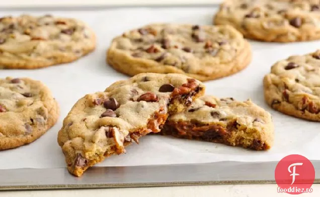 Dulce De Leche cookie-uri umplute cu ciocolată Pecan