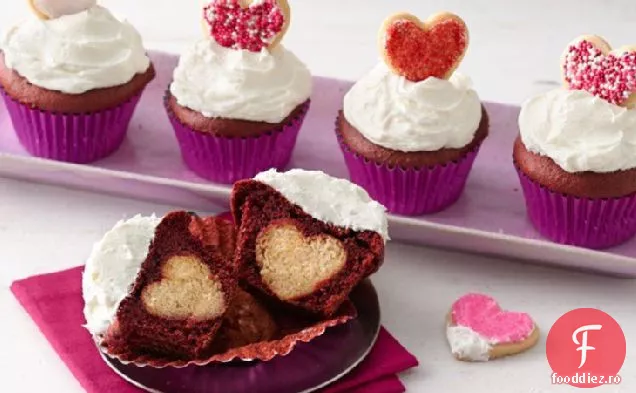 Surpriză-în interiorul Cupcakes Valentine