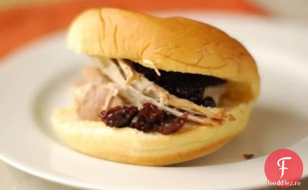 Cherry Cola a tras carne de porc cu sos de cireșe-muștar