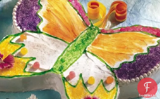 Tort Tăiat Cu Fluture