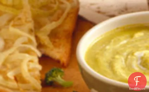 Pene de Focaccia de ceapă și rozmarin