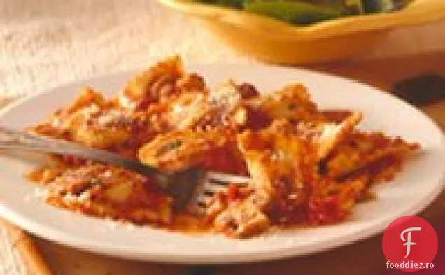 Ravioli cu sos de roșii-Alfredo