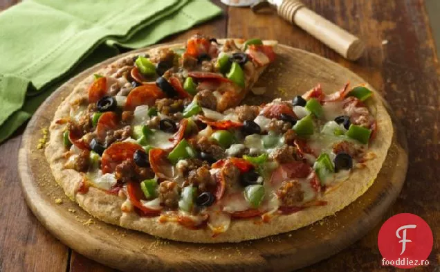 Pizza iubitoare de carne copioasă