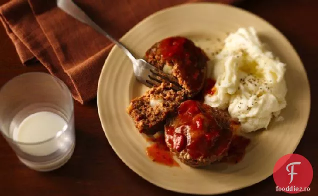 Mini pâini ușoare de carne cu sos de roșii