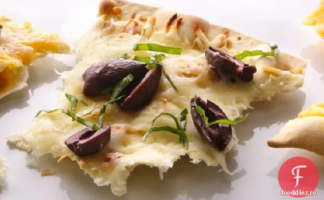 Pâine Cu Biscuiți De Măsline Cu Brânză