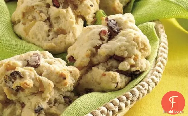 Biscuiți cu slănină și ceapă