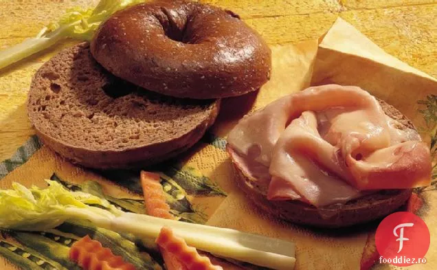 Sandvișuri Cu Covrigi Cu Șuncă De Miere