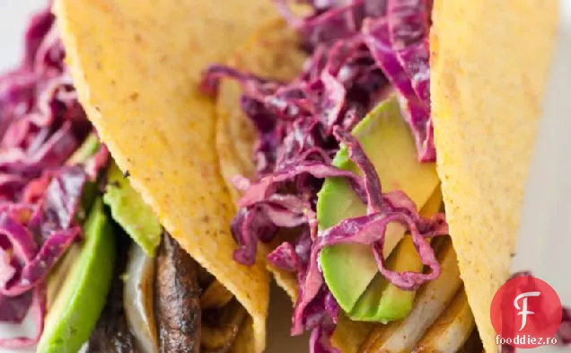 Tacos Portabella cu salată picantă de varză