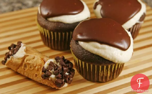 Cupcakes Cannoli Umplute Cu Cremă