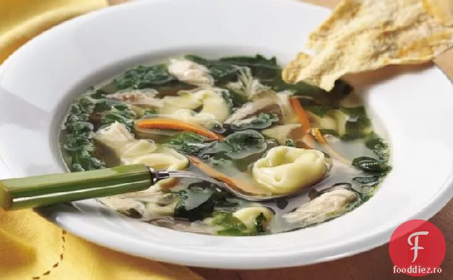 Supă Tortellini de pui și spanac