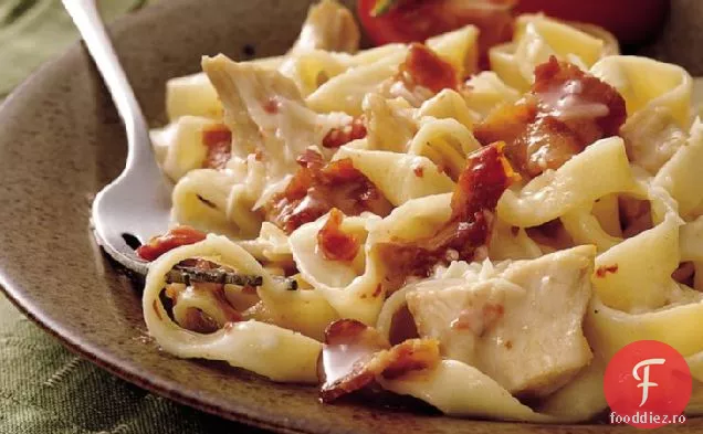 Caserola Cu Fettuccine De Pui