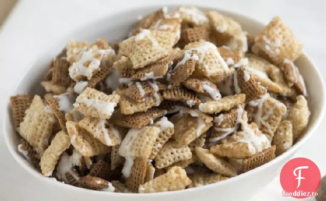 Cookie-Uri De Nucșoară Mată Chex Mix
