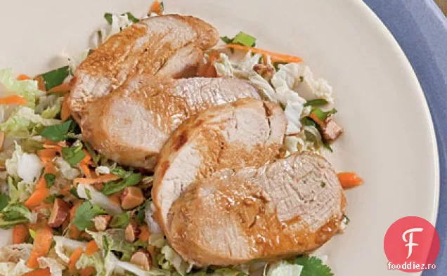 Filet de porc de susan prăjit cu Slaw Asiatic