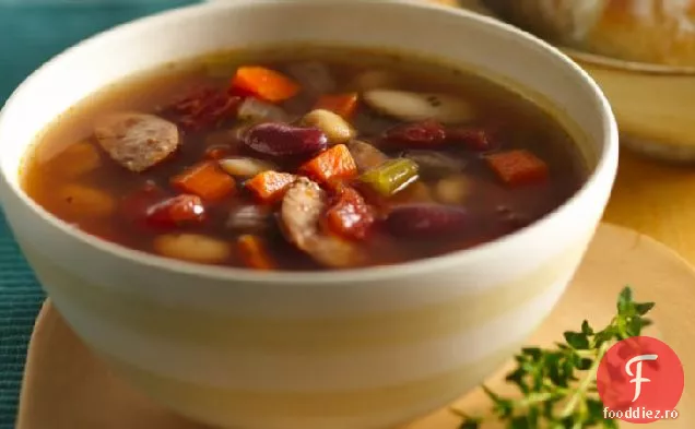 Supă ușoară de fasole și Kielbasa