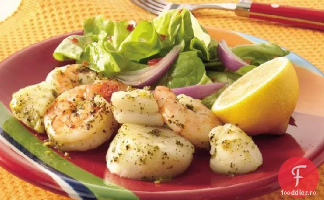 Creveți și scoici la grătar cu lămâie-Pesto