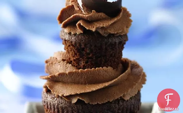 Cupcakes Duble Cu Ciocolată Neagră-Nucă De Cocos