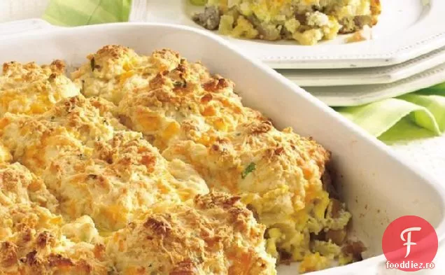 Cârnați ' n mere Cheddar Biscuit coace