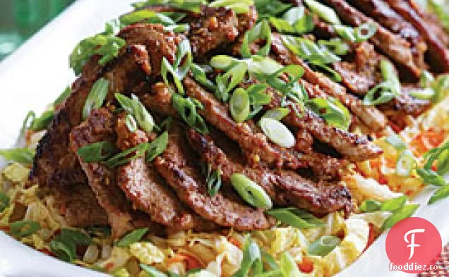 Medalioane Picante de porc în stil coreean cu Slaw Asiatic