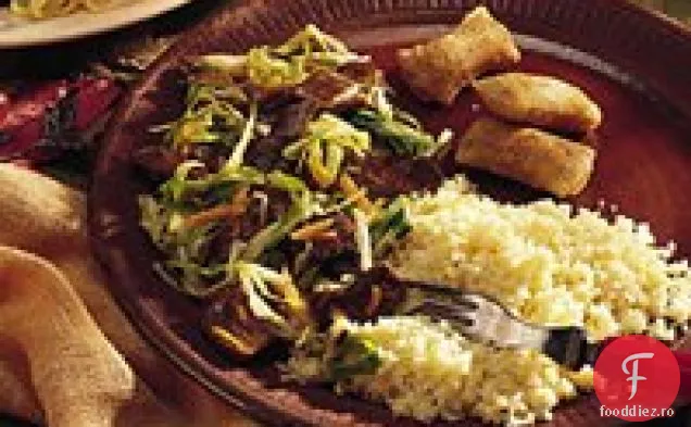 Carne de vită dulce și acră cu varză