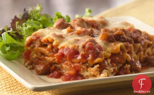 Lasagna Italiană Cu Cârnați
