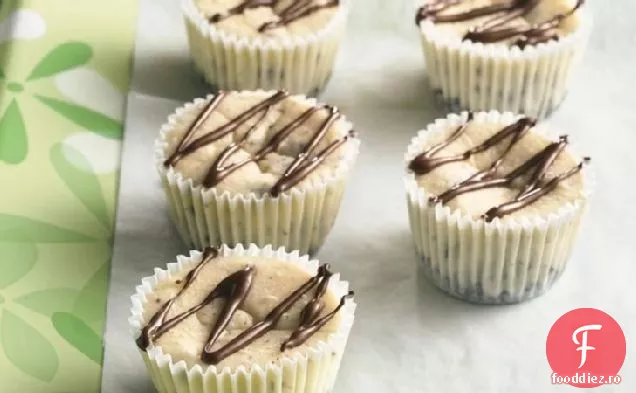 Cookie-uri și cremă Mini Cheesecakes