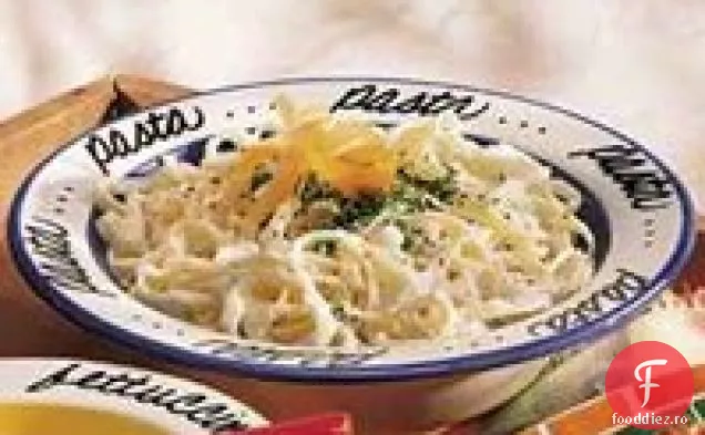 Fettuccine Alfredo (brichetă )