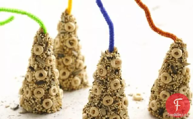 Alimentator pentru păsări