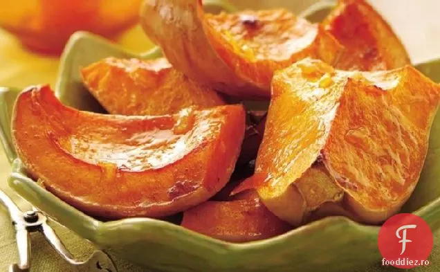 Dovleac de nucă cu glazură de unt de portocale
