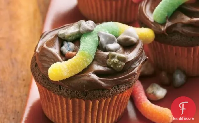 Cupcakes cu murdărie și viermi
