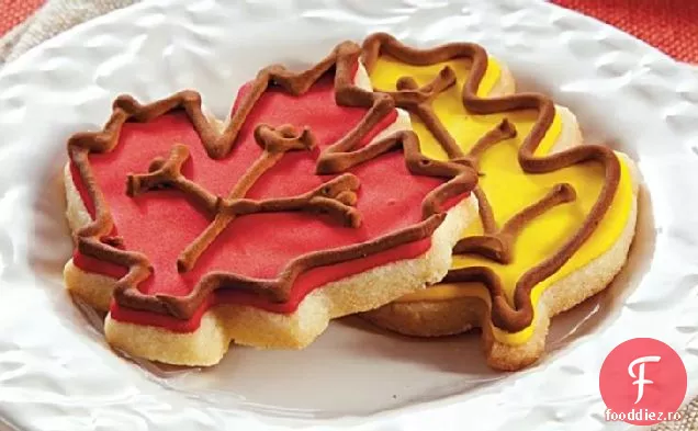 Biscuiți Cu Frunze De Migdale Cu Gheață