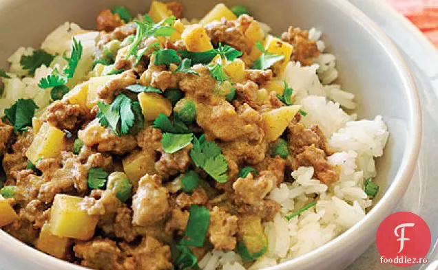 Keema de miel cu cartofi și mazăre