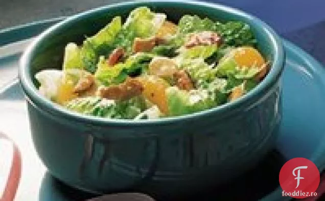 Salată De Verdeață Mixtă De Mandarină