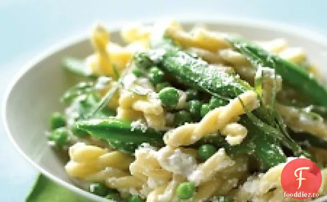 Paste cu două mazăre cu Ricotta și tarhon