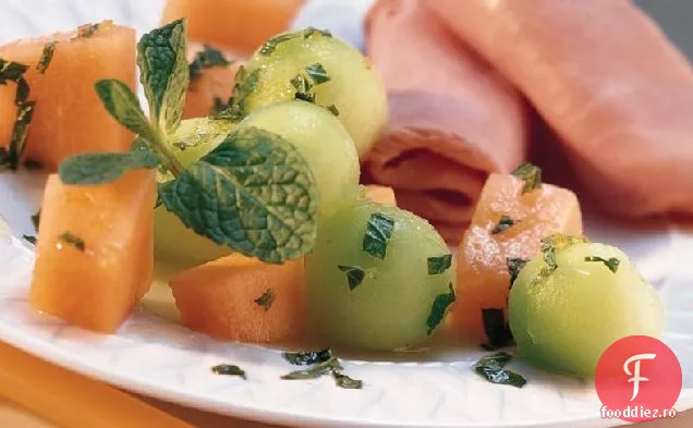Salată De Pepene Galben-Mentă